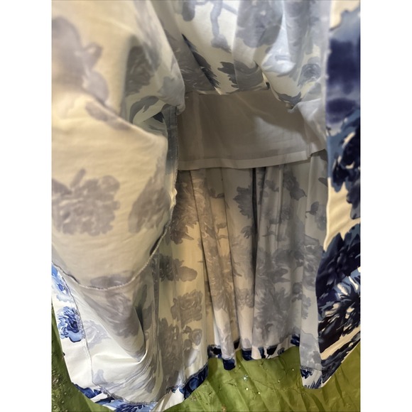 American Living Floral Dress Blue White Pockets Side Zipper Fit & Flare Size 10 - Picture 4 of 5